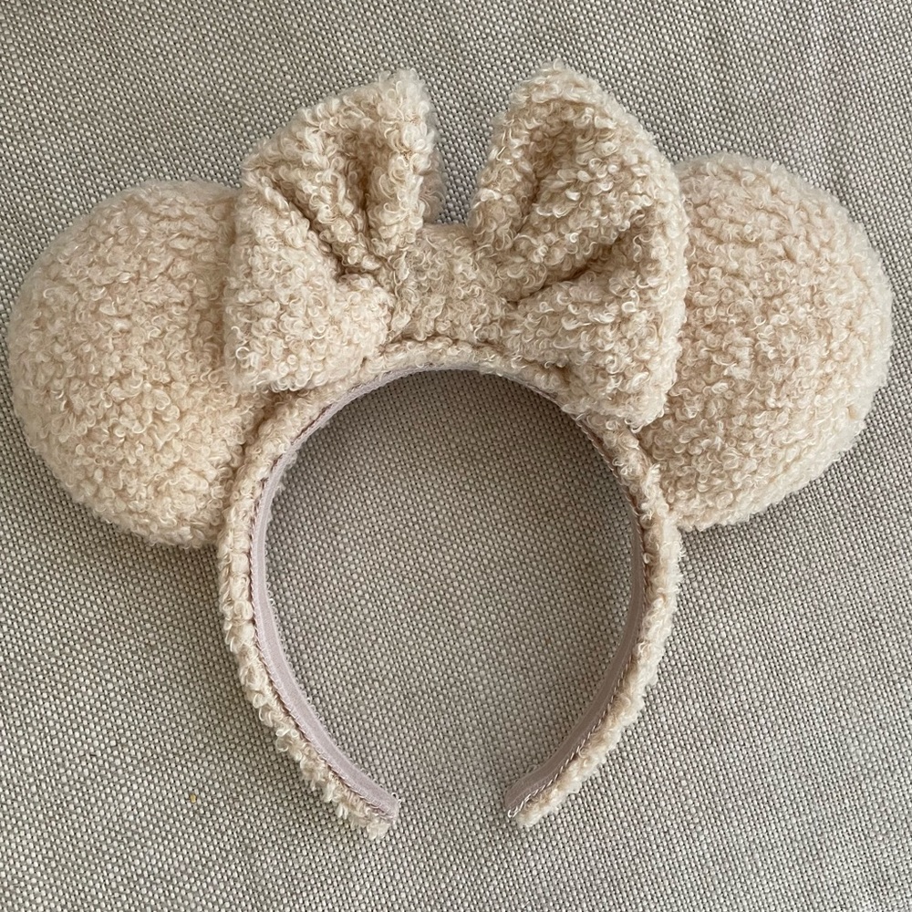 Character headband.  Sherpa mouse ears with bow